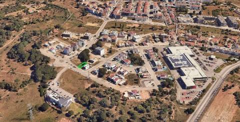 Baixa de Preço | TERRENO URBANO | MORADIA T3 | QUINTA DA AMIZADE