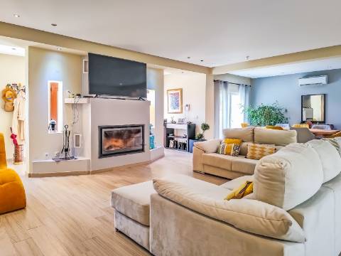 Moradia T6: Um Refúgio de Charme e Conforto para Viver Tranquilamente