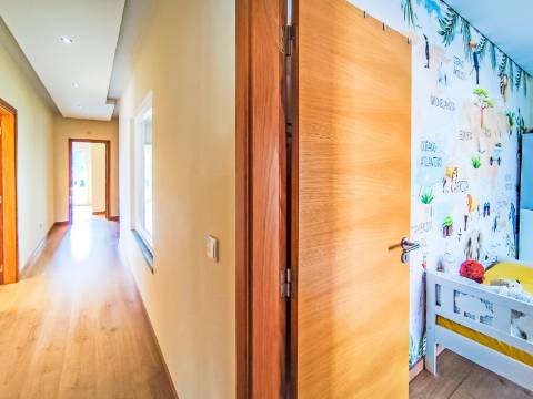 Moradia T6: Um Refúgio de Charme e Conforto para Viver Tranquilamente