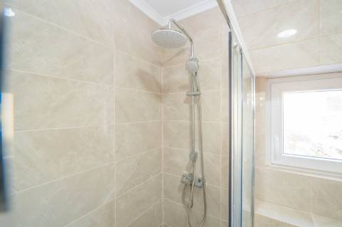 || Bairro da Conceição | Moradia T3 | Totalmente Remodelada ||