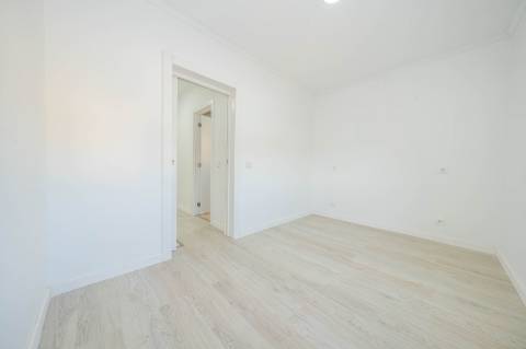 || Bairro da Conceição | Moradia T3 | Totalmente Remodelada ||