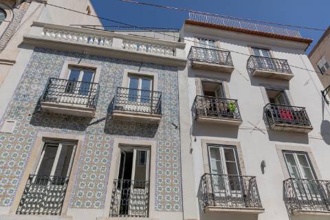 Encantador Apartamento T1 na Prestigiada Zona da Misericórdia, Lisboa!