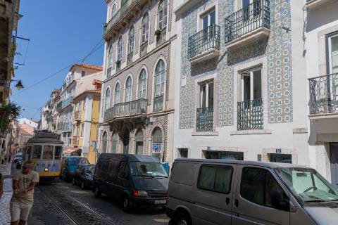 Encantador Apartamento T1 na Prestigiada Zona da Misericórdia, Lisboa!