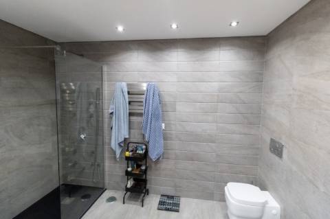 Moradia Moderna Apenas a 10 Minutos das Praias da Costa e da Fonte da Telha