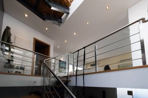 Moradia Moderna Apenas a 10 Minutos das Praias da Costa e da Fonte da Telha