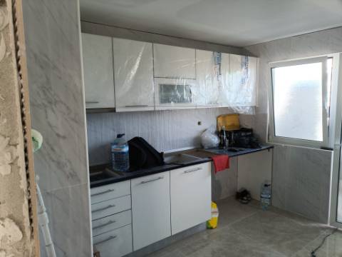 APARTAMENTO T3 | REMODELAÇÃO TOTAL | CIDADE SOL