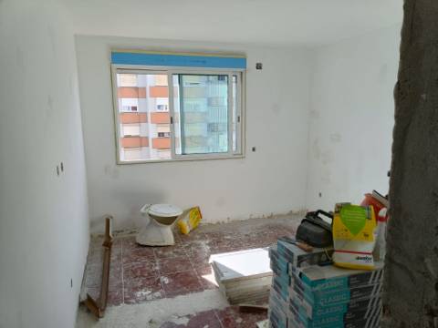 APARTAMENTO T3 | REMODELAÇÃO TOTAL | CIDADE SOL