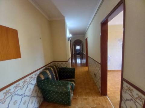 | Apartamento T3 com Vista Rio no Barreiro | Localização Privilegiada |