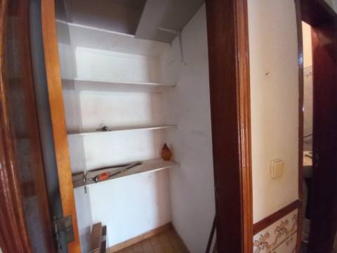 | Apartamento T3 com Vista Rio no Barreiro | Localização Privilegiada |