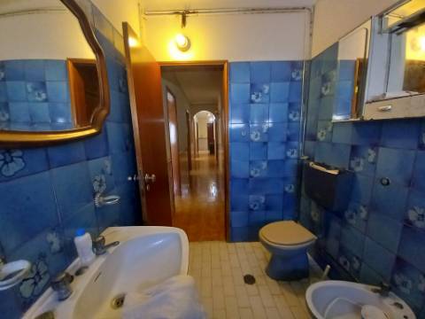 | Apartamento T3 com Vista Rio no Barreiro | Localização Privilegiada |