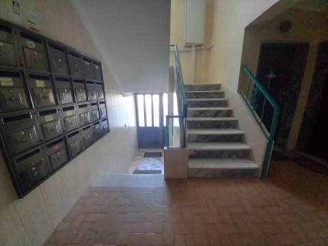 | Apartamento T3 com Vista Rio no Barreiro | Localização Privilegiada |