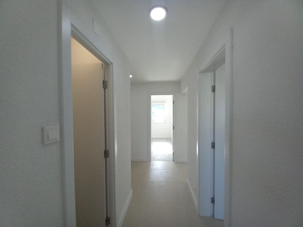 Apartamento T1 com Logradouro de 60m² | Remodelado | Centro da Baixa da Banheira