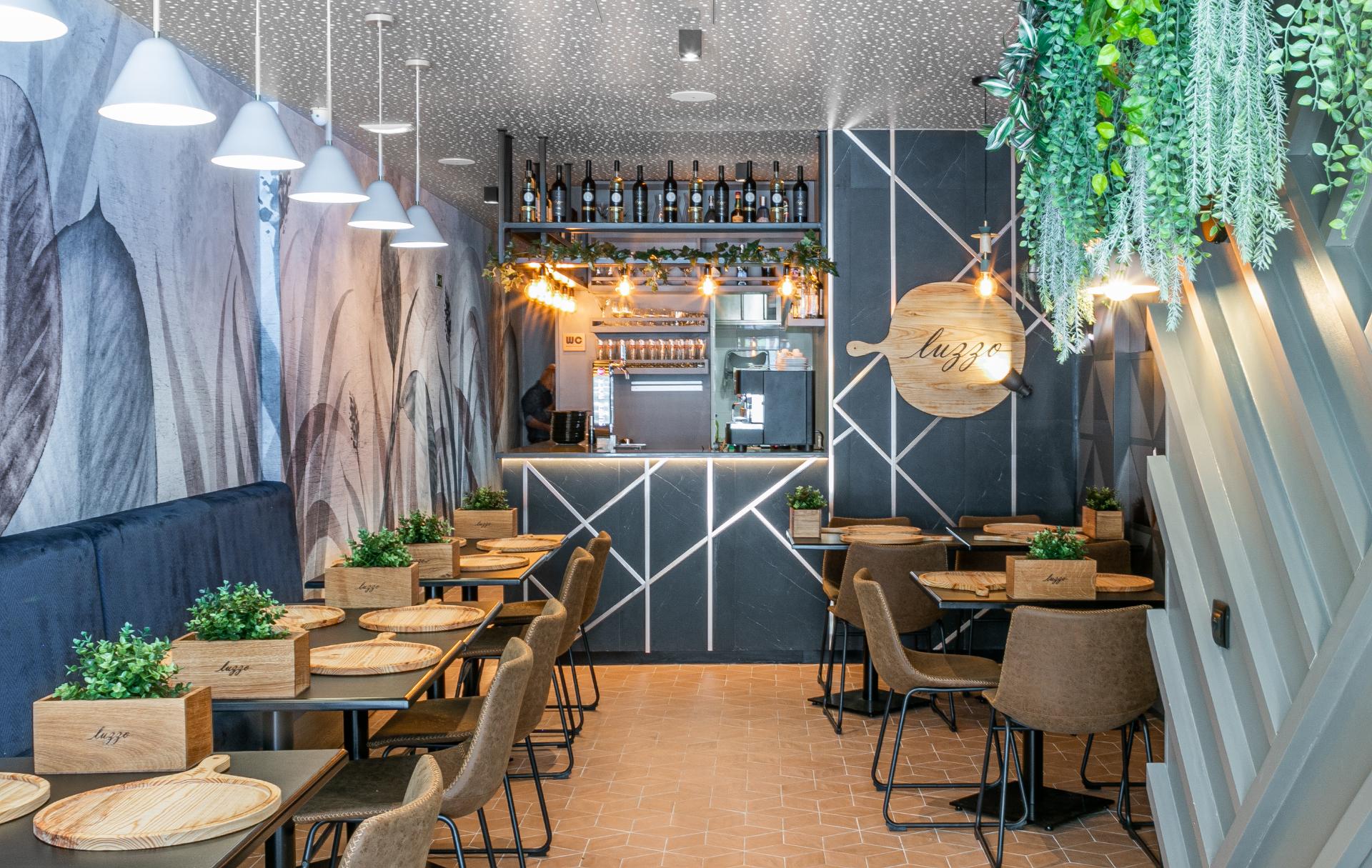 Espaço Comercial em plano Largo da Graça ! para investimento