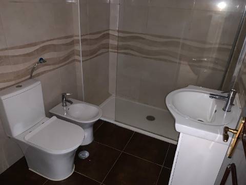 OPORTUNIDADE no Coração de Pinhal Novo - T2+1 com Sótão Aproveitado!