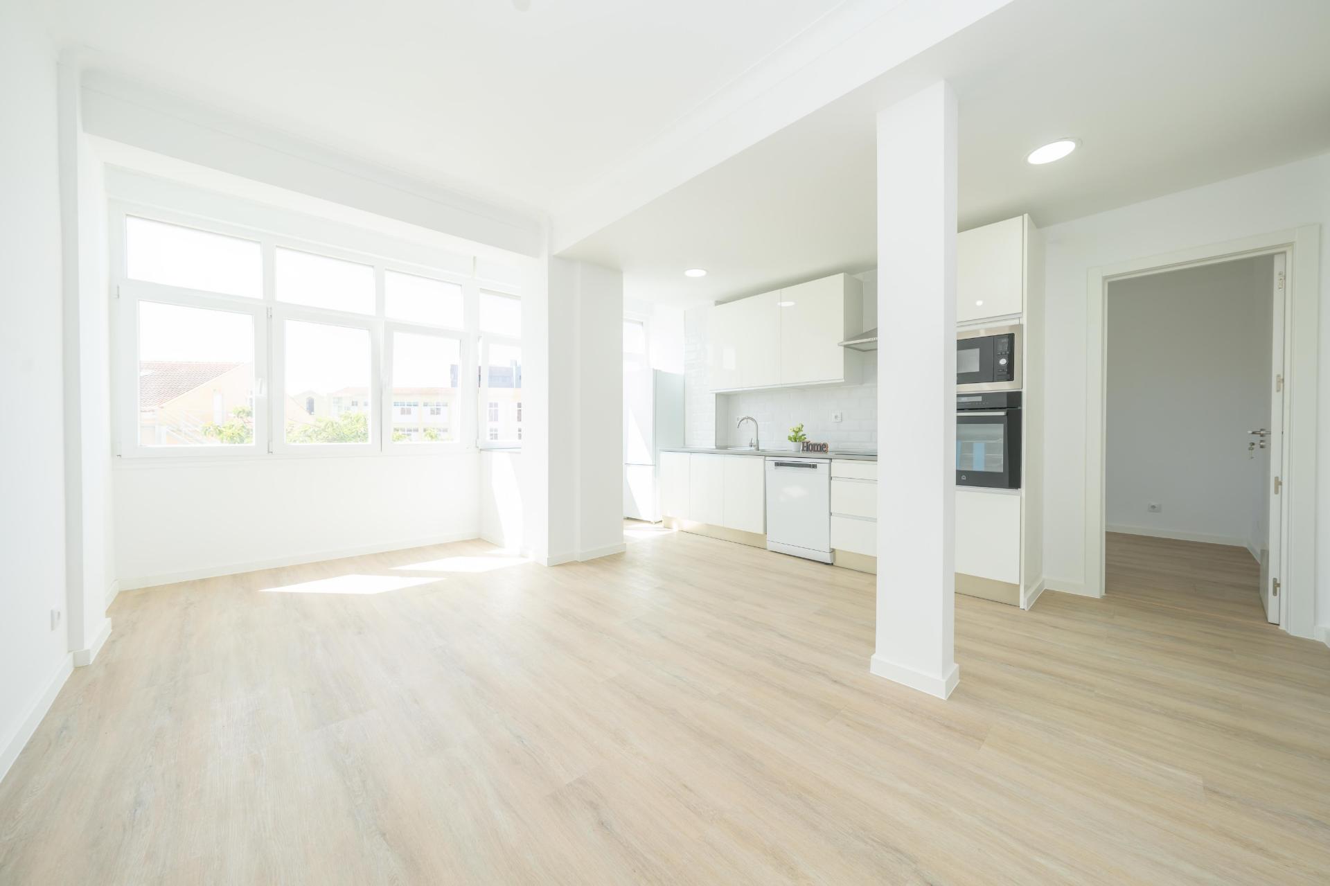 T2 Remodelado com Estilo e Conforto no Coração de Setúbal - Perto de Tudo!