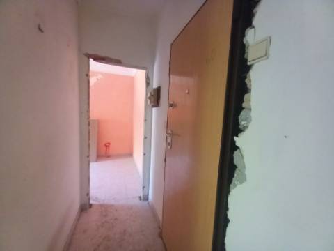 Apartamento T1 EM REMODELAÇÃO TOTAL no Coração da Baixa da Banheira