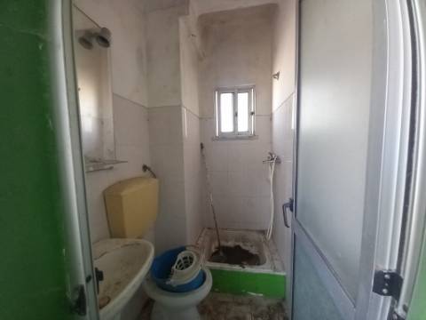 Apartamento T1 EM REMODELAÇÃO TOTAL no Coração da Baixa da Banheira