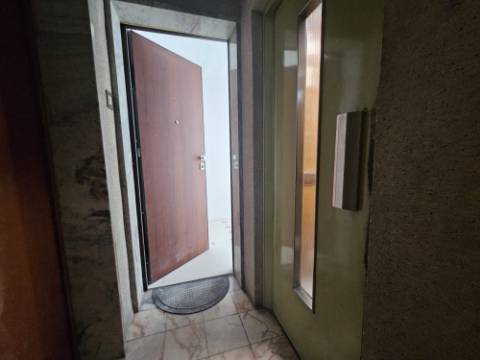 Apartamento T2 | TOTALMENTE RENOVADO | OPEN SPACE | Laranjeiro