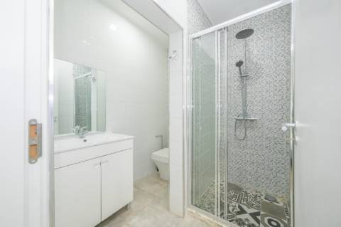 INVESTIMENTO Pronto a Rentabilizar | Prédio Remodelado | Centro Histórico de Setúbal