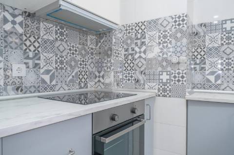 INVESTIMENTO Pronto a Rentabilizar | Prédio Remodelado | Centro Histórico de Setúbal