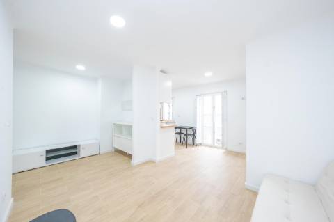 INVESTIMENTO Pronto a Rentabilizar | Prédio Remodelado | Centro Histórico de Setúbal