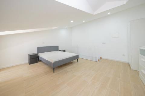 INVESTIMENTO Pronto a Rentabilizar | Prédio Remodelado | Centro Histórico de Setúbal