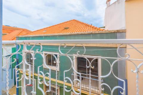 INVESTIMENTO Pronto a Rentabilizar | Prédio Remodelado | Centro Histórico de Setúbal