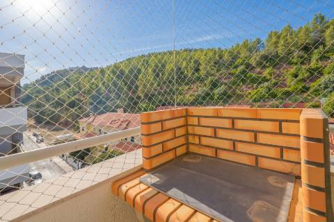 || Apartamento T4 | VISTA RIO e CASTELO | VARANDA PANORÂMICA | PARQUEAMENTO ||