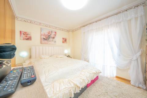 || Apartamento T4 | VISTA RIO e CASTELO | VARANDA PANORÂMICA | PARQUEAMENTO ||