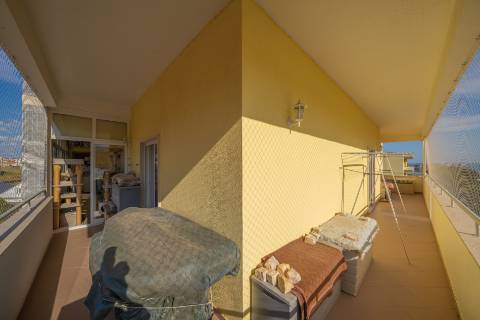 || Apartamento T4 | VISTA RIO e CASTELO | VARANDA PANORÂMICA | PARQUEAMENTO ||