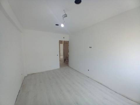 || Apartamento T2 TOTALMENTE REMODELADO | Pronto a Entrar ||
