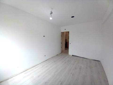 || Apartamento T2 TOTALMENTE REMODELADO | Pronto a Entrar ||
