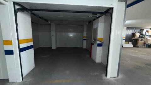 || GARAGEM FECHADA | Ótimos Acessos | Avenida São Francisco Xavier ||