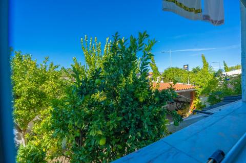 | Vila Chã | Andar de Moradia | T3 | Espaço Exterior com 70 m2 |