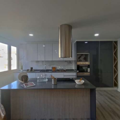 || Apartamento T3 REMODELADO | No centro de BENFICA | VARANDAS ||