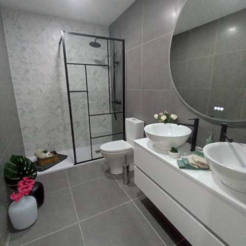 || Apartamento T3 REMODELADO | No centro de BENFICA | VARANDAS ||