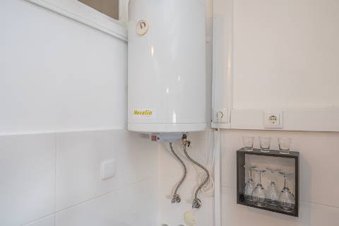 | PRÉDIO 3 PISOS | ZONA RIBEIRINHA | VISTA RIO SADO | LICENÇA AL |