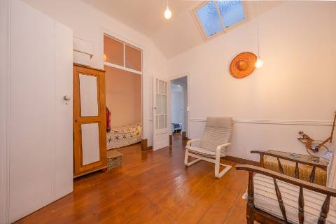 | PRÉDIO 3 PISOS | ZONA RIBEIRINHA | VISTA RIO SADO | LICENÇA AL |