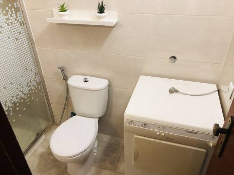 | Apartamento T1 | Ótimo Estado Conservação | Mobilado e Equipado | Bonfim |