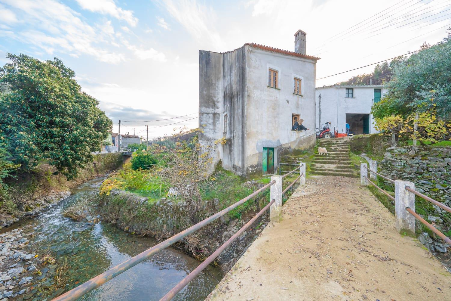 | Moradia T3 em Vale Figueira | Castelo Branco | Um refúgio onde a natureza dita o ritmo |