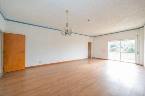 | T1 com Áreas Fantásticas | 78 m2 | Excelente Localização | Aranguez |