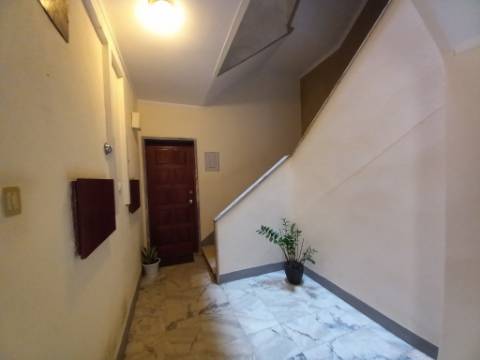 | Apartamento T2 | Central | Cova da Piedade |