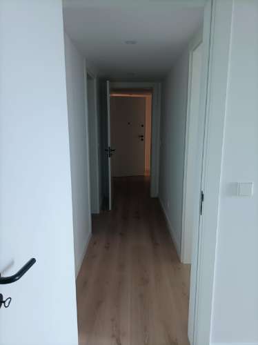 T2 com Vista Rio, Garagem e Piscina no Barreiro