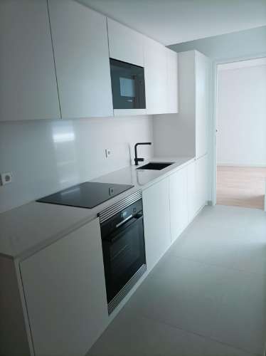 T2 com Vista Rio, Garagem e Piscina no Barreiro