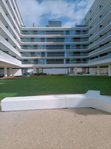 T2 com Vista Rio, Garagem e Piscina no Barreiro