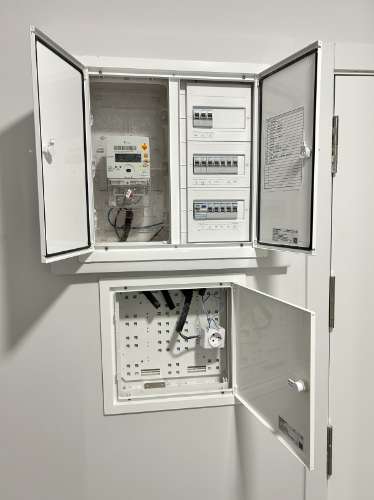 | T2 Oeiras | 91 m2 | 2 WC's | Arrecadação | TOTALMENTE REMODELADO |