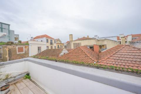 | Maravilhoso Prédio | 3 pisos | Centro Histórico de Setúbal | Garagem |