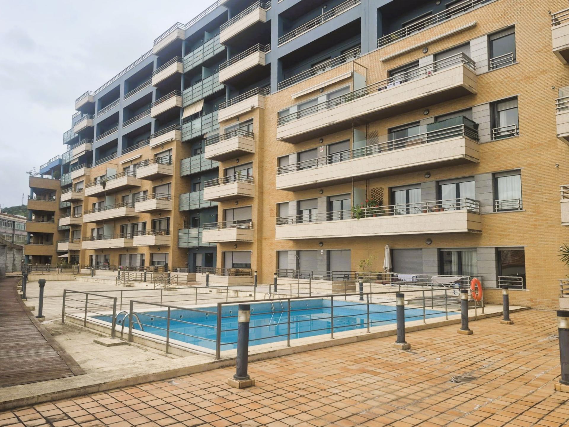 | T2 em Vila Franca de Xira | 142 m2 | Piscina | Edifício Varandas da Lezíria |