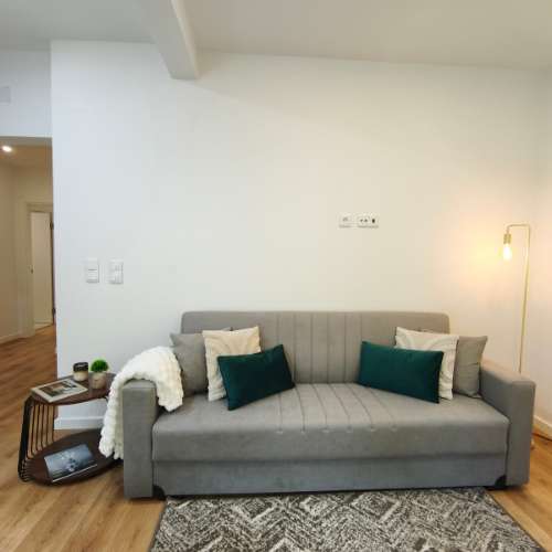 Apartamento T2 | REMODELADO | Arrecadação 27m² | Zona Premium