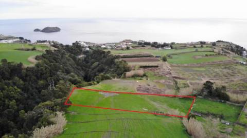 Terreno Agrícola em Água de Alto - Vila Franca do Campo